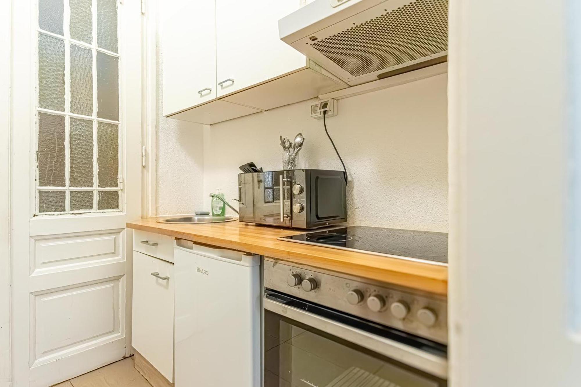 Chic Apartment- Suitable For Longstays Near Matzleinsforferplatz 비엔나 외부 사진