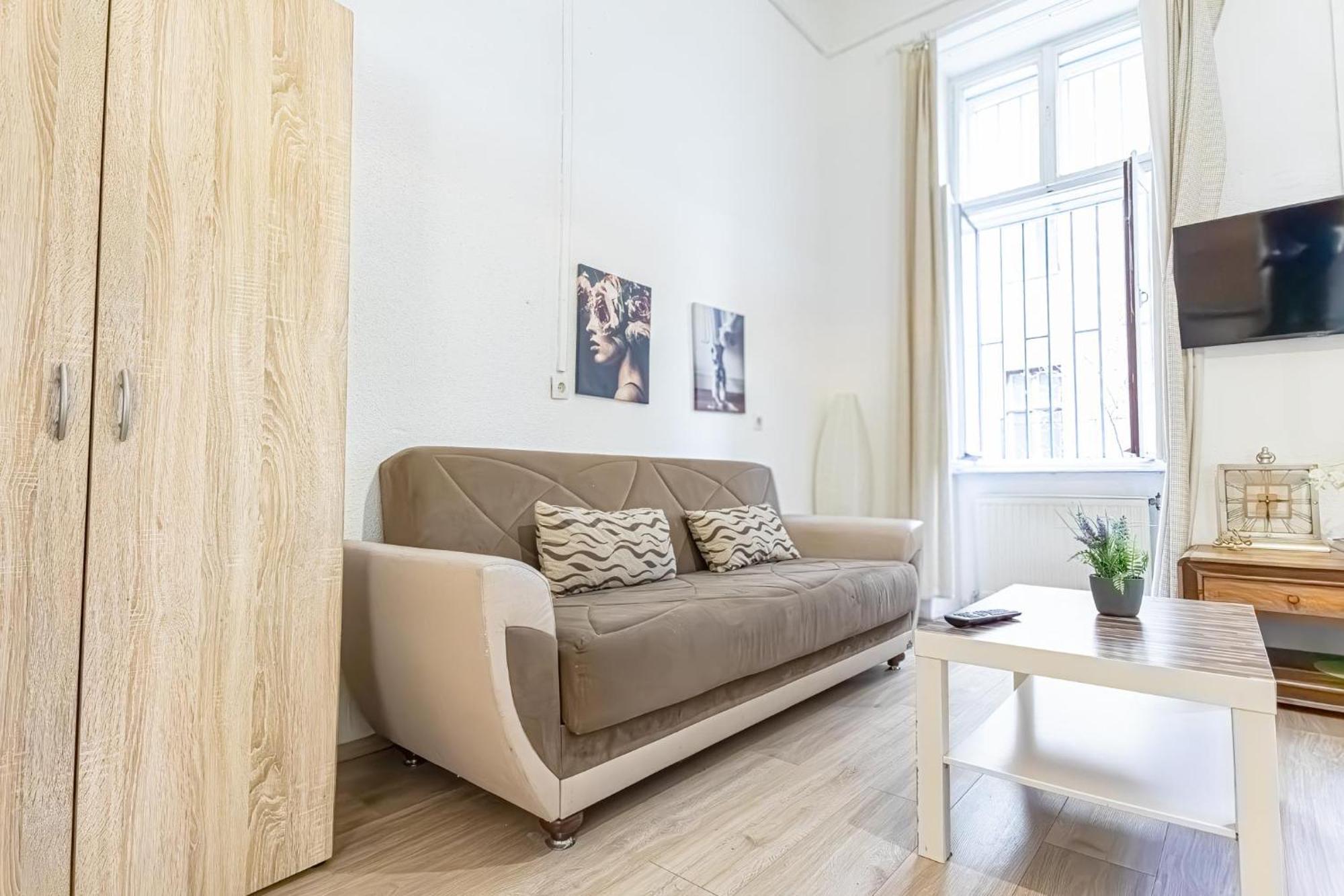 Chic Apartment- Suitable For Longstays Near Matzleinsforferplatz 비엔나 외부 사진